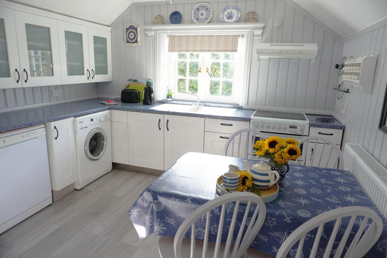 Broadstairs Beach Holiday Apartments - Direct Accessibility To Kingsgate Bay - With A Parking Space Exterior foto